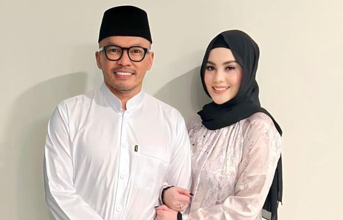 Faisal Harris dan Jennifer Dunn