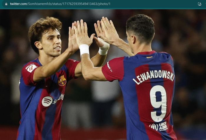 Joao Felix dan Robert Lewandowski menjadi dua mesin gol andalan Barcelona pada musim 2023-2024.