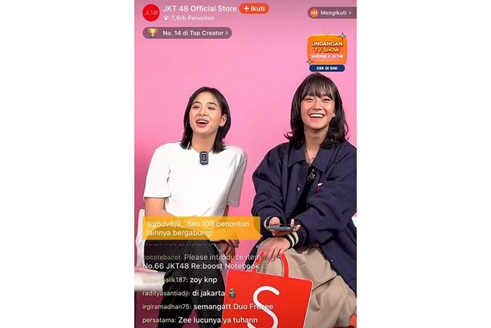Zee dan Freya saat menyapa penonton Shopee Live, Senin (30/10/2023).