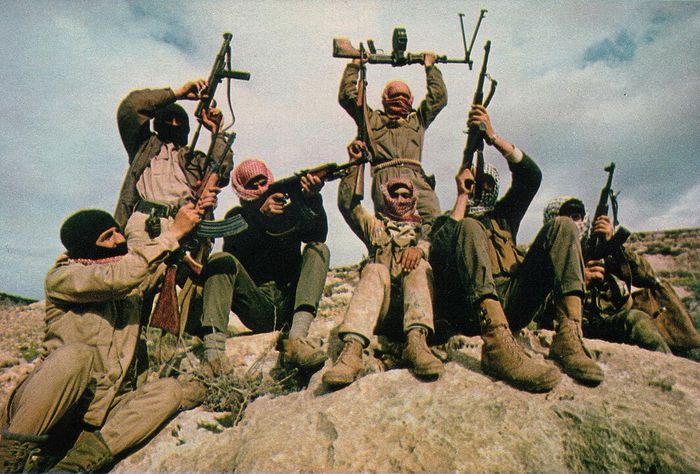 Kelompok PFLP pada tahun 1969 terlibat dalam pertempuran melawan Israel. Gerakan mereka justru mengganggu monarki Yordania yang sedang berhati-hati dalam langkah diplomasi dengan Israel.