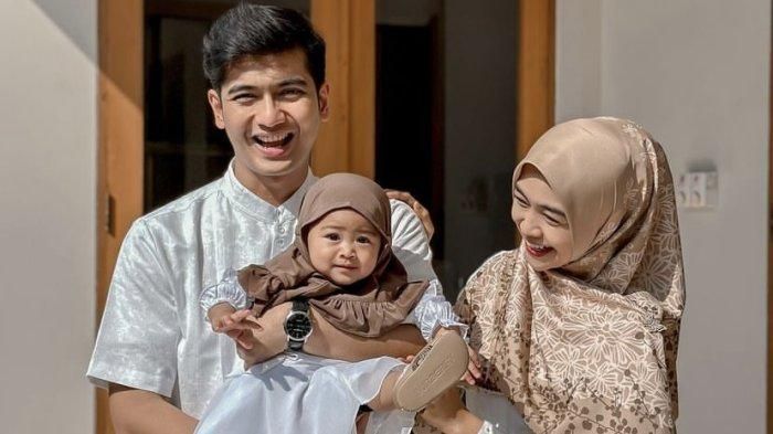  Teuku Ryan, Ria Ricis dan Moana