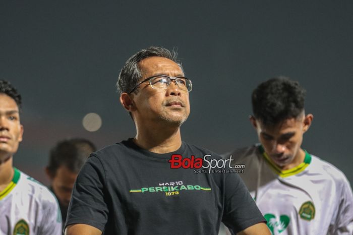 Pelatih Persikabo 1973, Aji Santoso, saat ditemui di Stadion Indomilk Arena, Tangerang, Banten, Minggu (10/12/2023) malam.