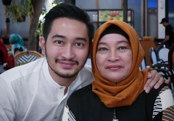 Jeje Govinda dan ibu