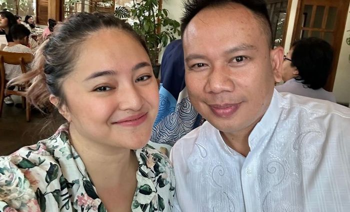 Marshanda dan Vicky Prasetyo dikabarkan sedang dekat