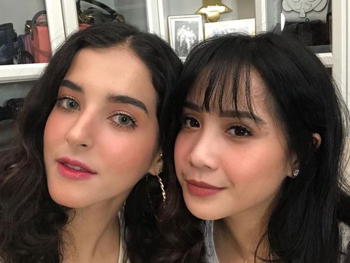 Tasya Farasya dan Nagita Slavina.