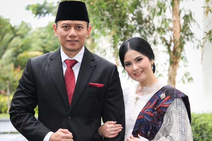 Annisa Pohan dan sang suami, AHY