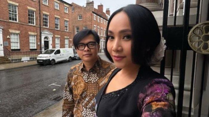 Armand Maulana berikan tanggapan santai terkait Dewi Gita yang beberkan dirinya pernah selingkuh.