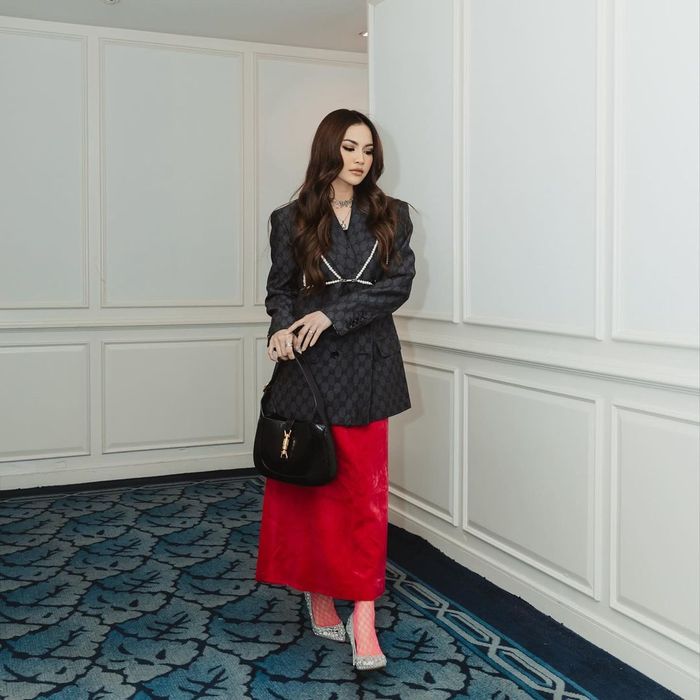 OOTD serba Gucci ala Mahalini Rajarja.