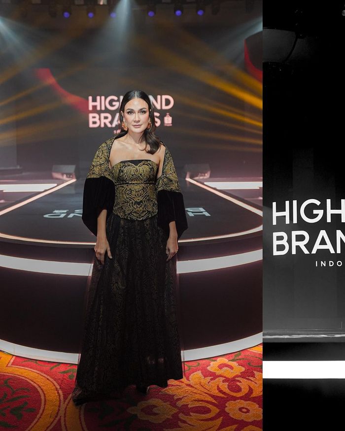 Detail keseluruhan penampilan Luna Maya.