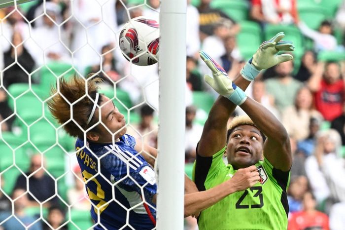 Kiper timnas Jepang, Zion Suzuki, belum pernah kebobolan di luar gol bunuh diri Shogo Taniguchi selama Kualifikasi Piala Dunia 2026.