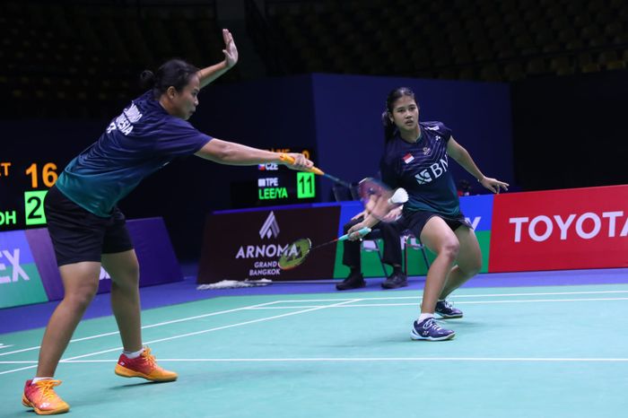 Aksi ganda putri Indonesia, Jesita Putri Miantoro/Febi Setianingrum pada babak kedua Thailand Masters 2024