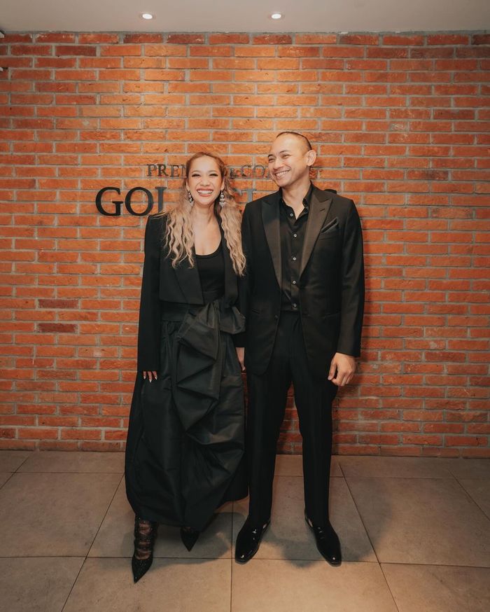 Gaya kompak BCL dan Tiko Aryawardhana di gala premiere film Pasutri Gaje.