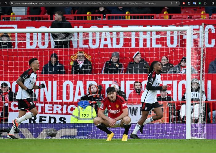 Reaksi Harry Maguire usai Man United dipermalukan Fulham pada duel Liga Inggris di Old Trafford (24/2/2024).