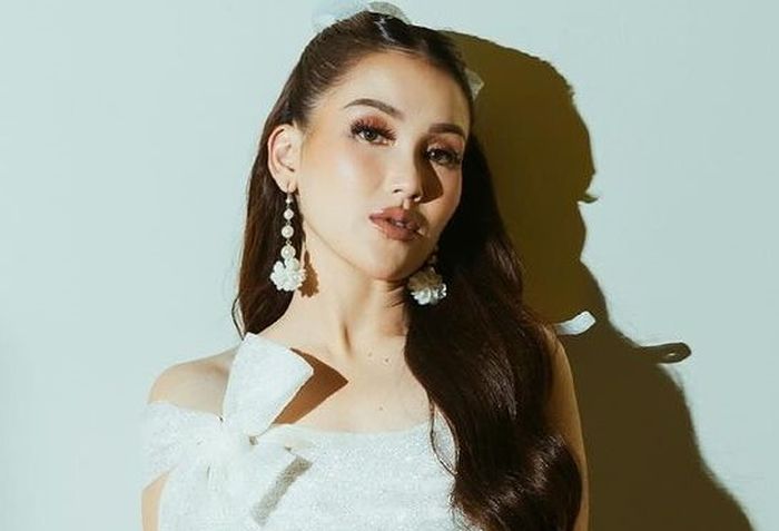 Intip penampilan Ayu Ting Ting!