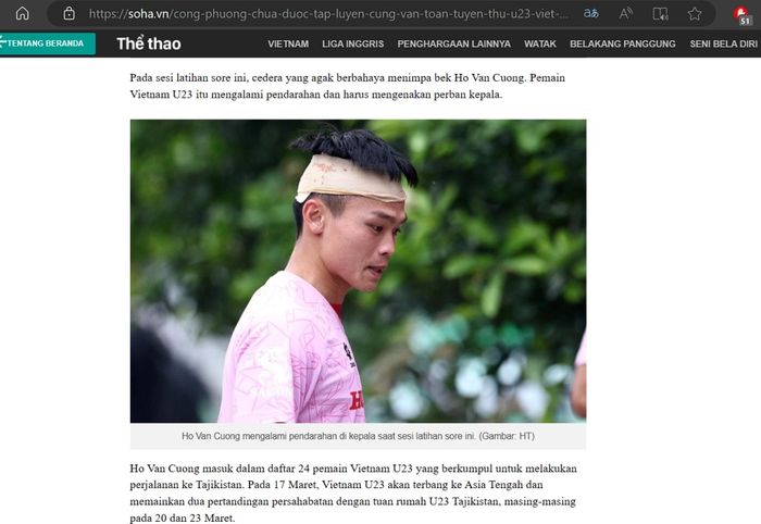 Pemain Vietnam, Ho Van Cuong, saat mengikuti latihan.