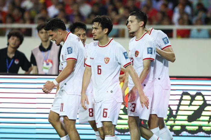 Selebrasi gol Ragnar Oratmangoen saat laga Timnas Indonesia Vs Vietnam di Stadion My Dinh, Hanoi, pada Selasa (26/3/2024).