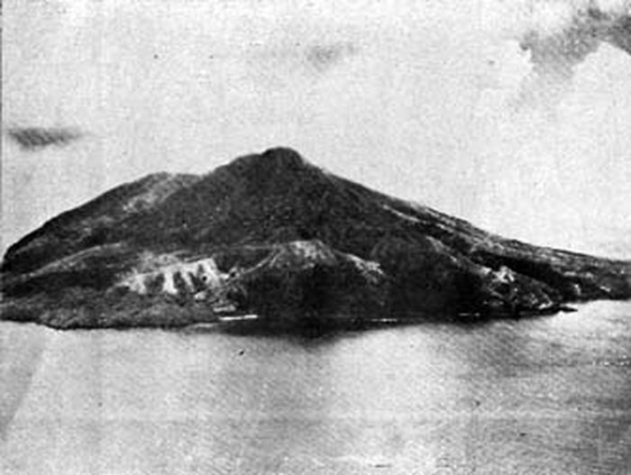 Pulau Anatahan.