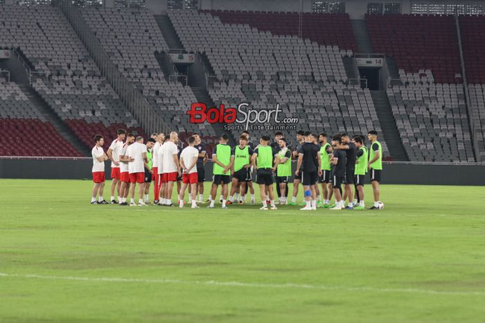 Suasana latihan timnas Irak di Stadion Utama Gelora Bung Karno, Senayan, Jakarta, Rabu (5/6/2024).