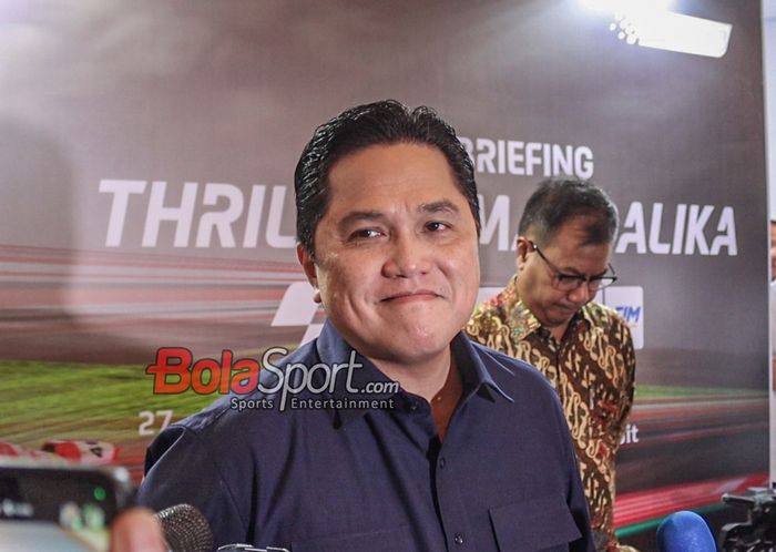 Ketua Umum PSSI, Erick Thohir saat ditemui awak media di Menara Danareksa, Gambir, Jakarta Pusat, Jumat (21/6/2024).