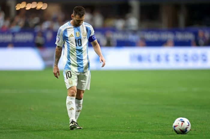 Aksi Lionel Messi saat Argentina bertemu Kanada pada laga perdana Copa America 2024.