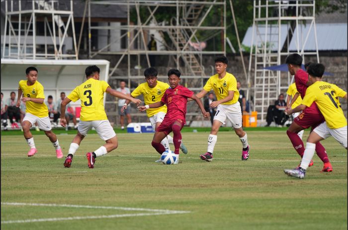 Suasana pertandingan antara timnas U-16 Myanmar melawan timnas U-16 Brunei Darussalam, Selasa (25/6/2024).