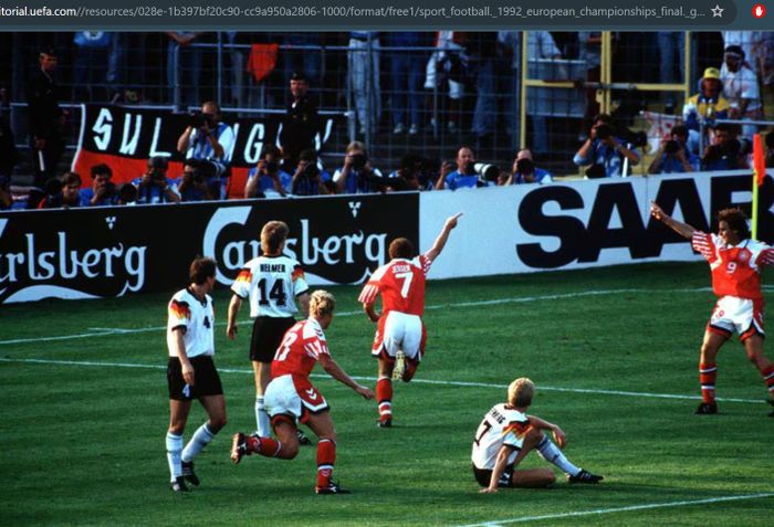 Momen saat Denmark berhasil mengalahkan Jerman dalam laga final EURO 1992.