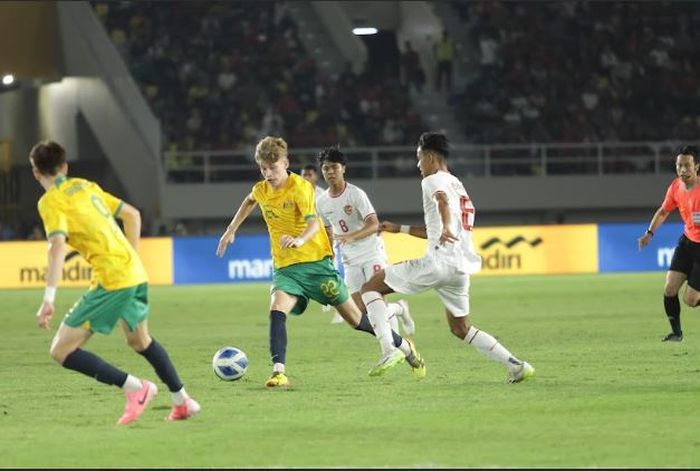 Laga timnas U-16 Indonesia Vs Australia di Stadion Manahan, Solo pada Senin (1/7/2024).