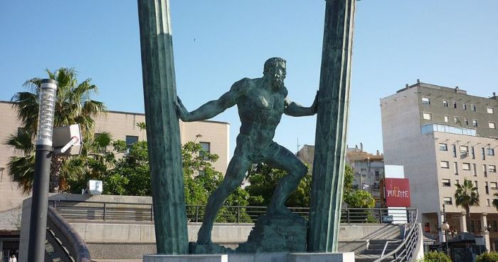 Pilar Hercules