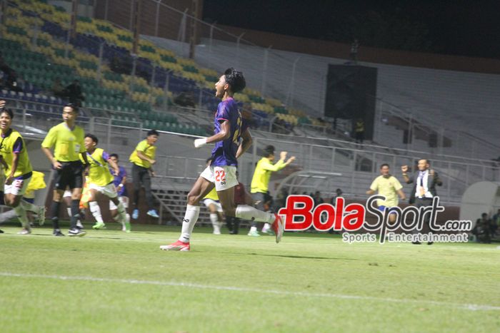 Suasana pertandingan antara timnas U-19 Vietnam melawan timnas U-19 Myanmar di Stadion Gelora 10 November, Kamis (18/7/2024).