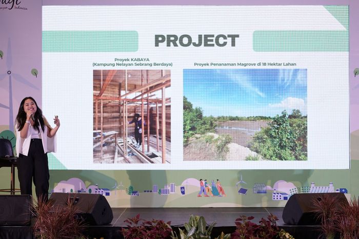 Pegiat lingkungan Silvia Decmery Natalia Gea dalam acara sosialisasi Toyota Eco Youth (TEY) 13, di Glass House, Kota Medan, Jumat (19/7/2024).