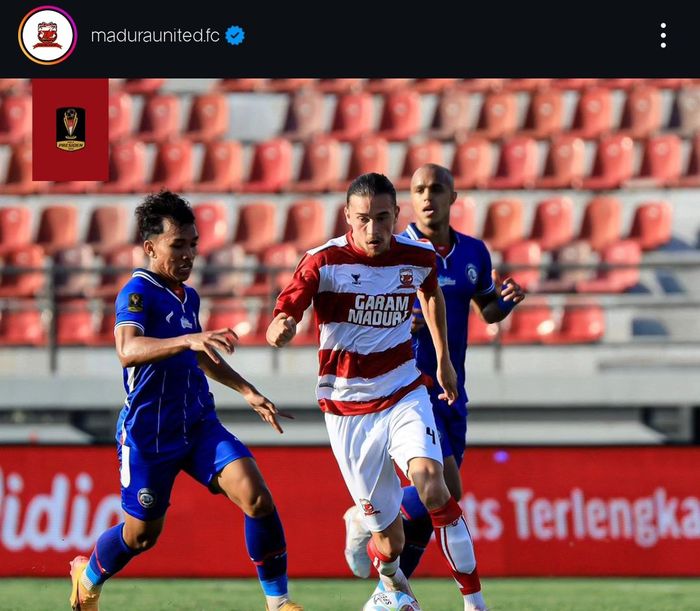 Suasana pertandingan Arema FC Vs Madura United matchday terakhir Grup B Piala Presiden 2024 di Stadion Kapten I Wayan Dipta, Gianyar, Bali, Jumat (26/7/2024).