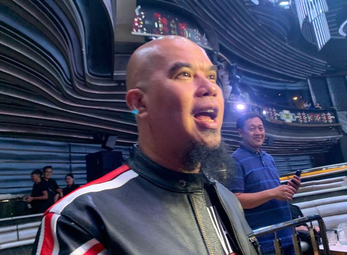 Ahmad Dhani ketika ditemui di kawasan SCBD, Jakarta Selatan, Jumat (2/8/2024).