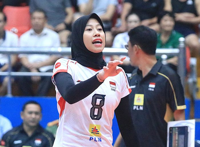 Pebola voli putri Indonesia, Megawati Hangestri Pertiwi, pada laga kedua SEA V League 2024 kontra Vietnam di di Vinh Phuc Gymnasium, Vietnam, Sabtu (3/8/2024).