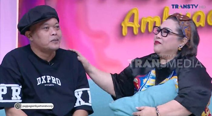 Nunung mengucapkan terima kasih kepada sahabatnya, karena sudah membantunya secara finansial saat masa-masa pengobatan Nunung.