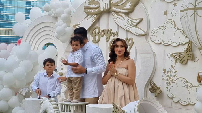 Pesta gender reveal Jessica Iskandar di kawasan Kuningan, Jakarta Selatan, Sabtu (10/8/2024).