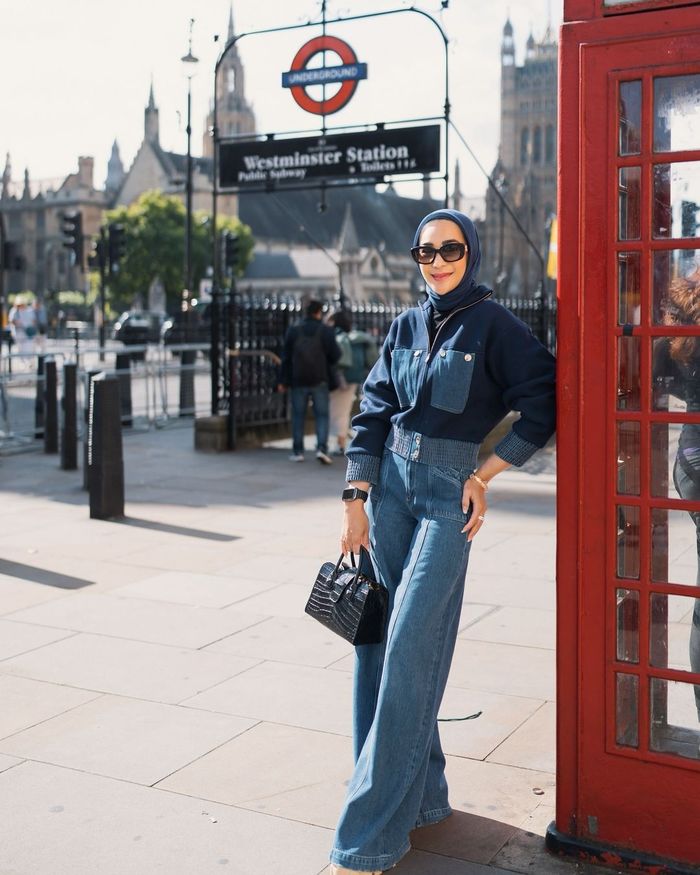OOTD Erin Taulany saat berada di London, Inggris.