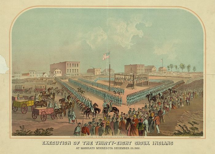 Litografi eksekusi 38 orang masyarakat pribumi pada Desember 1862. Peristiwa ini merupakan eksekusi massal terbesar dalam sejarah Amerika Serikat. Ironisnya, eksekusi ini terjadi seminggu sebelum Proklamasi Emansipasi yang membebaskan perbudakan kulit hitam.
