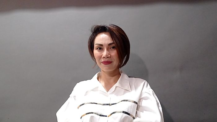 Desainer Ririn Rinura ditemui di kawasan Kemang, Jakarta Selatan, Selasa (27/8/2024).