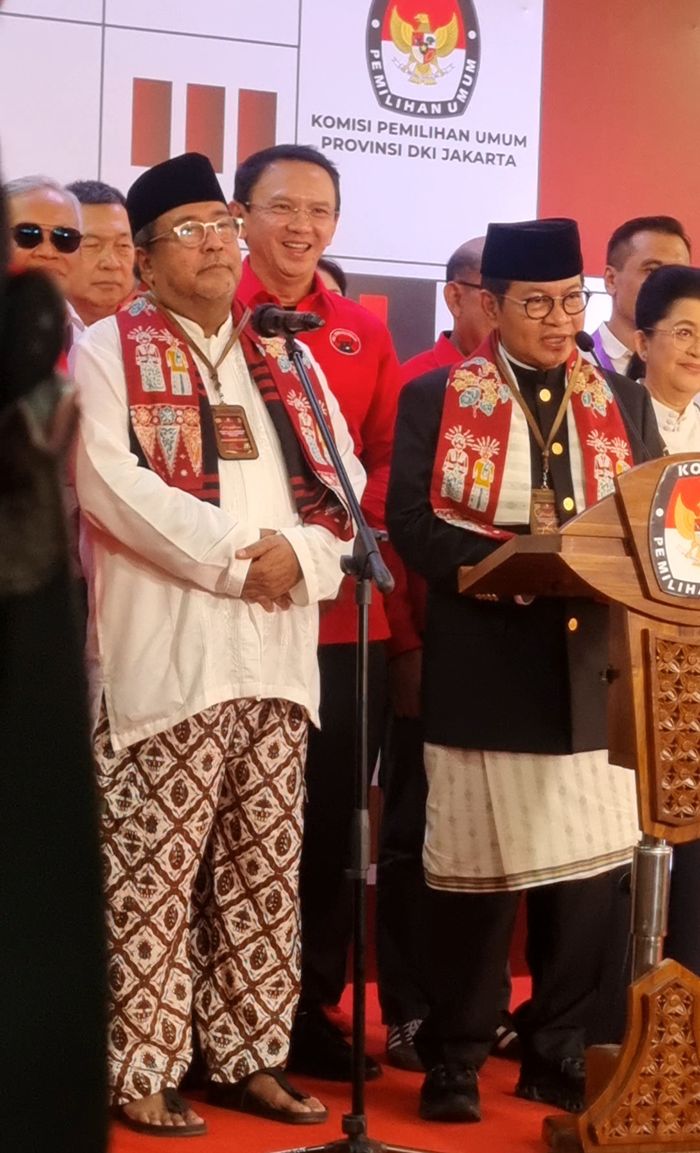 Rano Karno dan Pramono Anung datangi KPU untuk daftar Pilkada Jakarta 2024.