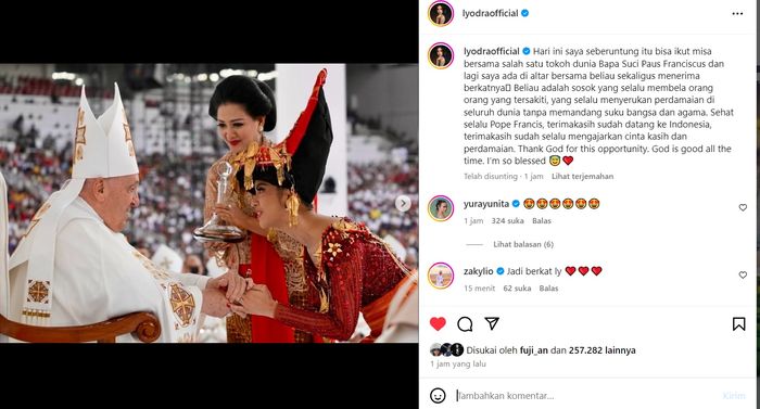 Lyodra bertemu Paus Fransiskus