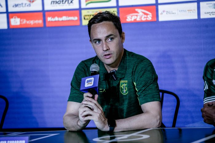 Pelatih Persebaya Surabaya, Paul Munster