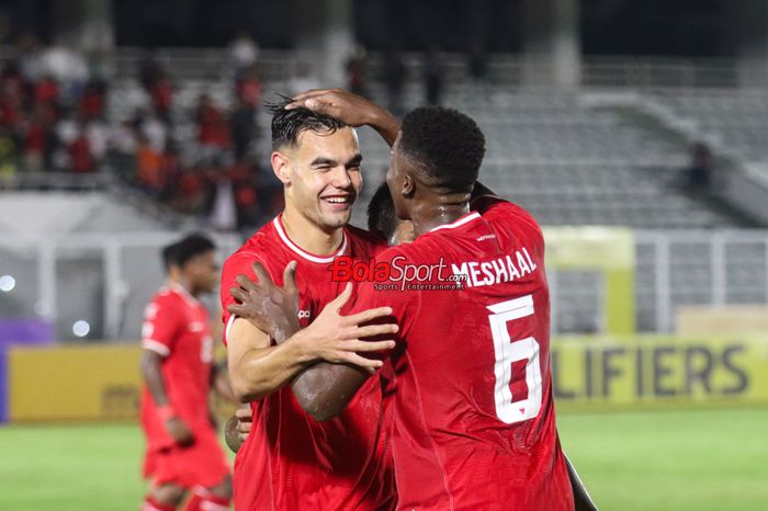 Jens Raven sedang melakukan selebrasi seusai mencetak gol dalam laga Kualifikasi Piala Asia U-20 2025 antara timnas U-20 Indonesia versus timnas U-20 Maladewa di Stadion Madya, Senayan, Jakarta, Rabu (25/9/2024).