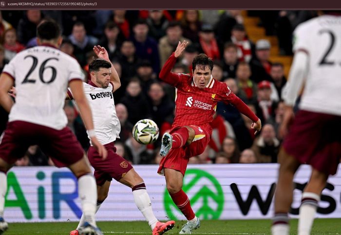 Winger Liverpool, Federico Chiesa, tampil sebagai starter dalam laga kontra West Ham United di Piala Liga Inggris, Rabu (25/9/2024) atau Kamis dini hari WIB.