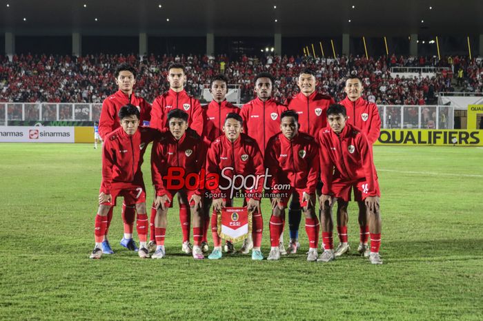 Skuad timnas U-20 Indonesia (skuat timnas U-20 Indonesia) sedang berfoto bersama di Stadion Madya, Senayan, Jakarta, 29 September 2024.