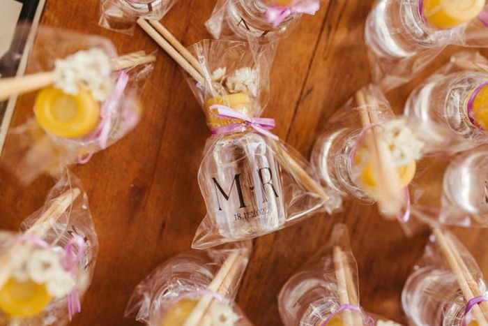 5 Tips Memilih Souvenir Pernikahan, Pastikan Pilih Barang yang Bermanfaat dan Ramah Lingkungan ya!