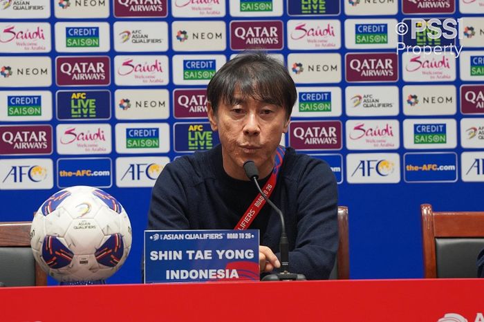 Pelatih timnas Indonesia, Shin Tae-yong buka suara usai kalah 1-2 dari China di Qingdao Youth Football Stadium, China pada Selasa (15/10/2024).