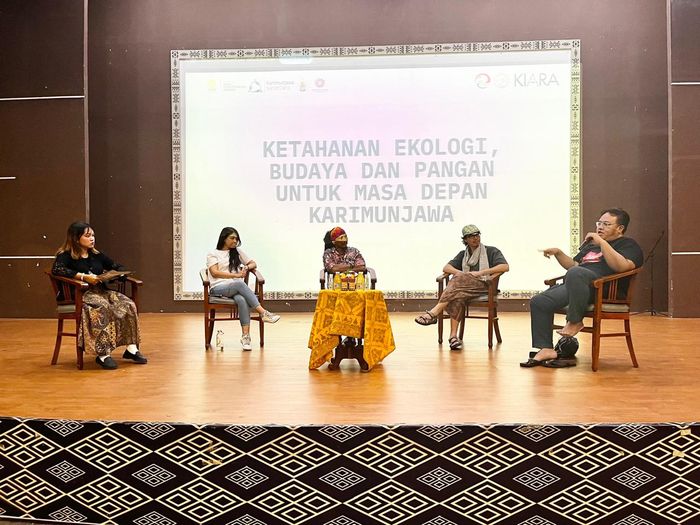 Acara diskusi publik bertajuk
