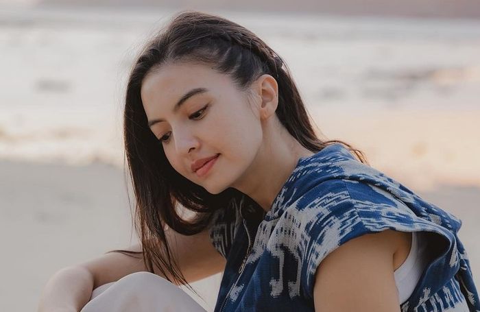 Intip gaya kondangan Raline Shah di Korea!