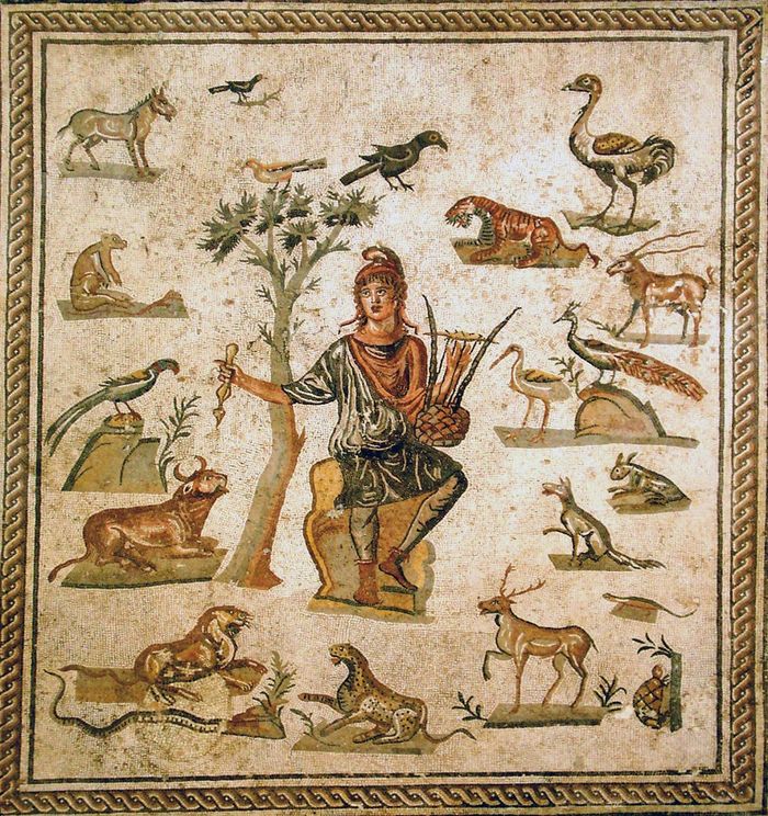 Mosaik Orphic ditemukan di banyak vila Romawi akhir.