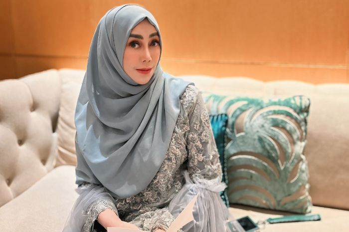 Simak profil Amy Qanita, ibunda Raffi Ahmad yang jalani operasi di Singapura, ternyata idap penyakit ini!